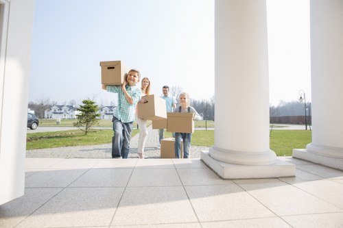 Flexible van and man service for local deliveries in Stamford Hill