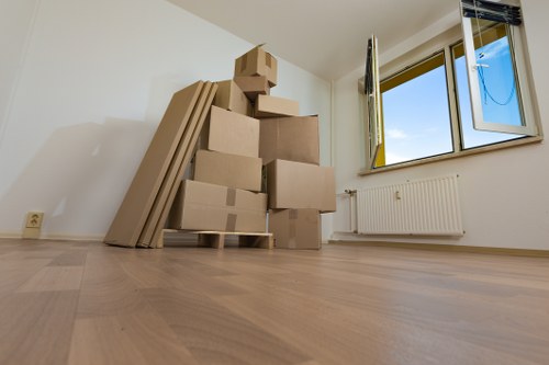Residential and commercial removal van support in Stamford Hill
